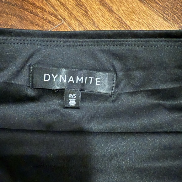 Sequin mini skirt from Dynamite size S - Picture 2 of 2